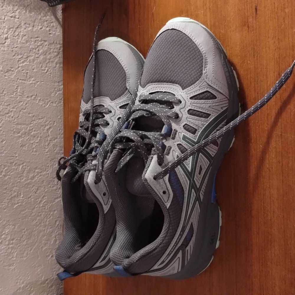 Asics Womens Gel Venture 7 Gray Lace Up Low Top Sneaker Shoes Size US 8